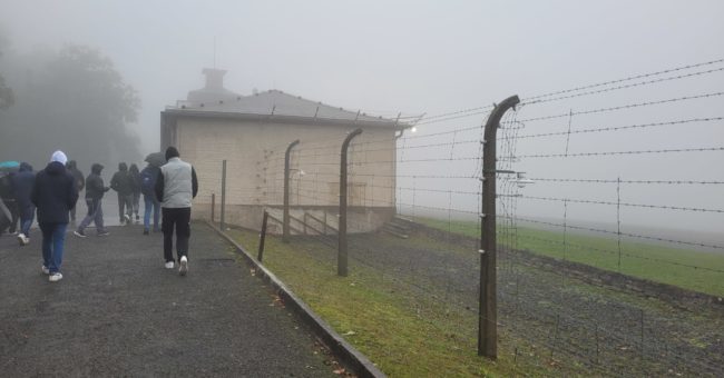 Besuch des ehemaligen Konzentrationslagers Buchenwald auf dem Ettersberg bei Weimar